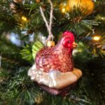 Kip op Nest Kersthanger