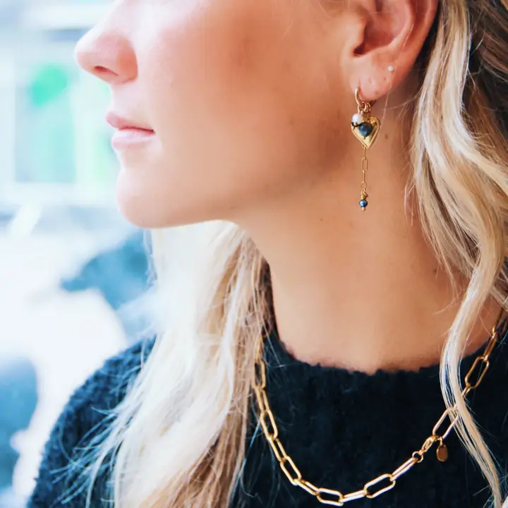 Oorbellen met Hart, Edelsteencluster & Ketting – Zwart