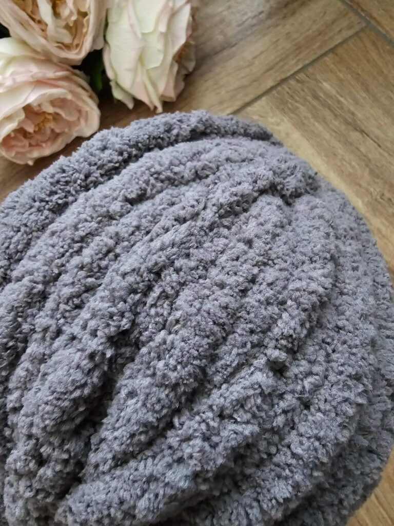 chunky wol donker grijs