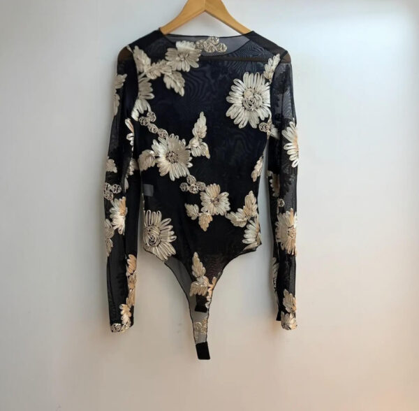 Body van tule met bloemenmotief