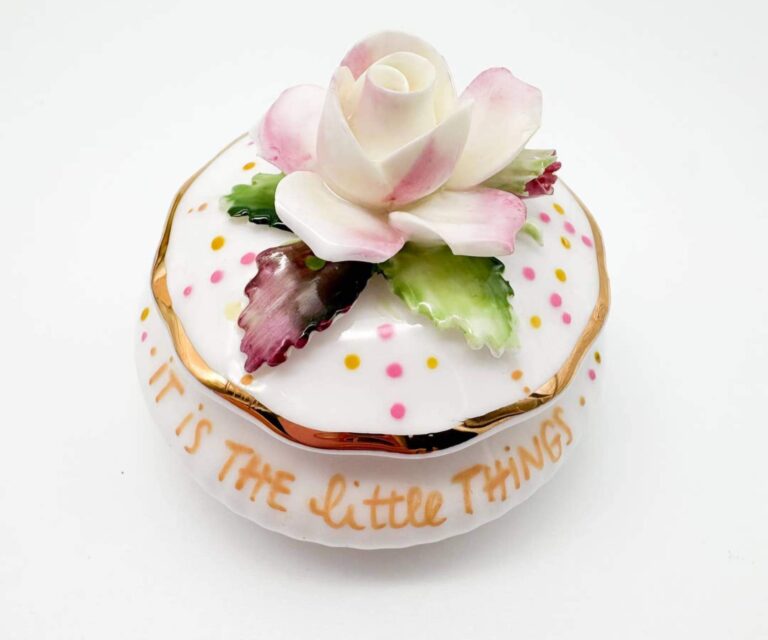 Vintage Doosje Porselein – “It’s the little things”
