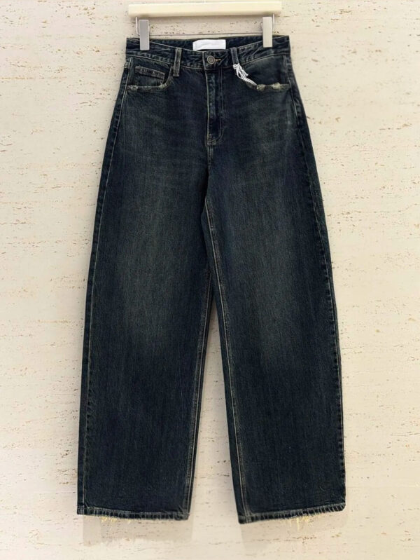 Wide Leg Jeans – Leather Pocket 🤎